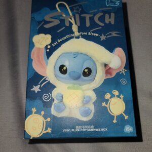 Pop Mart Stitch Eat Something Before You Sleep Sour Pineapple Yellow Keychain